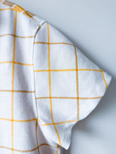 Load image into Gallery viewer, One-of-a-Kind: Vintage Woven Cotton Tablecloth Shaftsbury Shirt (M)