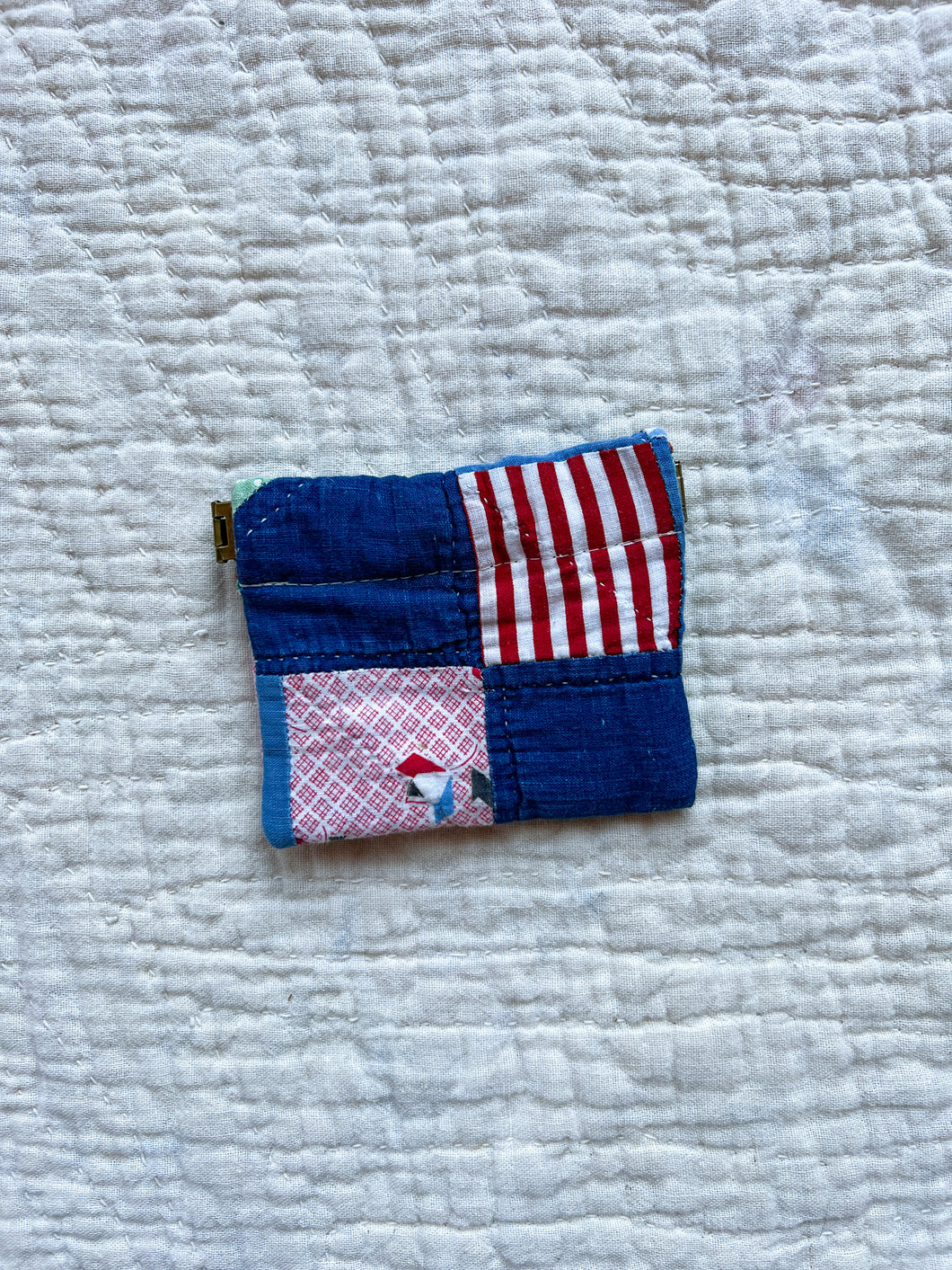 One-of-a-Kind: Jacob's Ladder Pinch Pocket