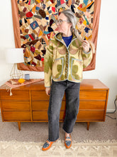 Load image into Gallery viewer, One-of-a-Kind: Butter Yellow and Floral Ukrainian Blanket Hooded Flora Jacket (S)