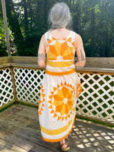 Load image into Gallery viewer, One-of-a-Kind: Sunburst Quilt Top Turnaround Tank (S)