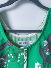 Load image into Gallery viewer, One-of-a-Kind: Vintage Floral Tablecloth Pearl Snap Tank (M)