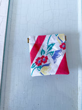 Load image into Gallery viewer, One-of-a-Kind: Vintage Floral Tablecloth Pinch Pocket