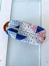 Load image into Gallery viewer, One-of-a-Kind: Silent Star Waterproof-lined Travel Bag