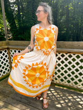Load image into Gallery viewer, One-of-a-Kind: Sunburst Quilt Top Skirt (flexible sizing)