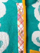 Load image into Gallery viewer, One-of-a-Kind: Kelly Green Floral Wool Ukrainian Blanket Hooded Flora Jacket (L)