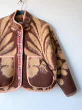 Load image into Gallery viewer, One-of-a-Kind: Tan Floral Floral Ukrainian Blanket Flora Jacket (S)