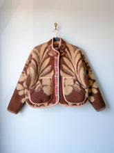 Load image into Gallery viewer, One-of-a-Kind: Tan Floral Floral Ukrainian Blanket Flora Jacket (S)
