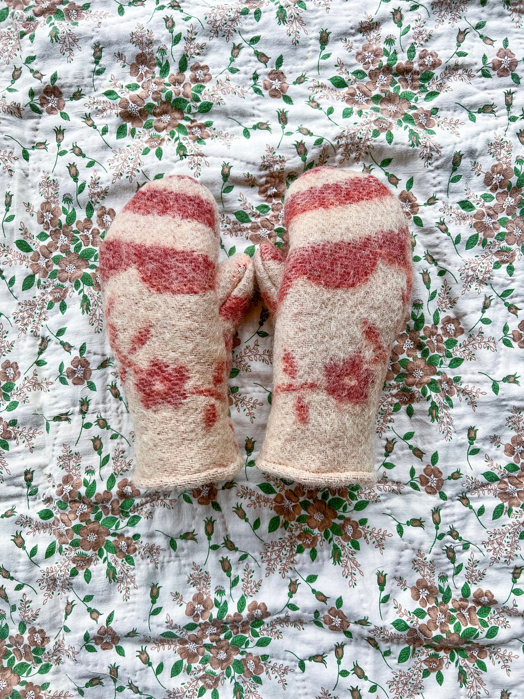 One-of-a-Kind: Orr Health Wool Blanket Mittens #1 (S)