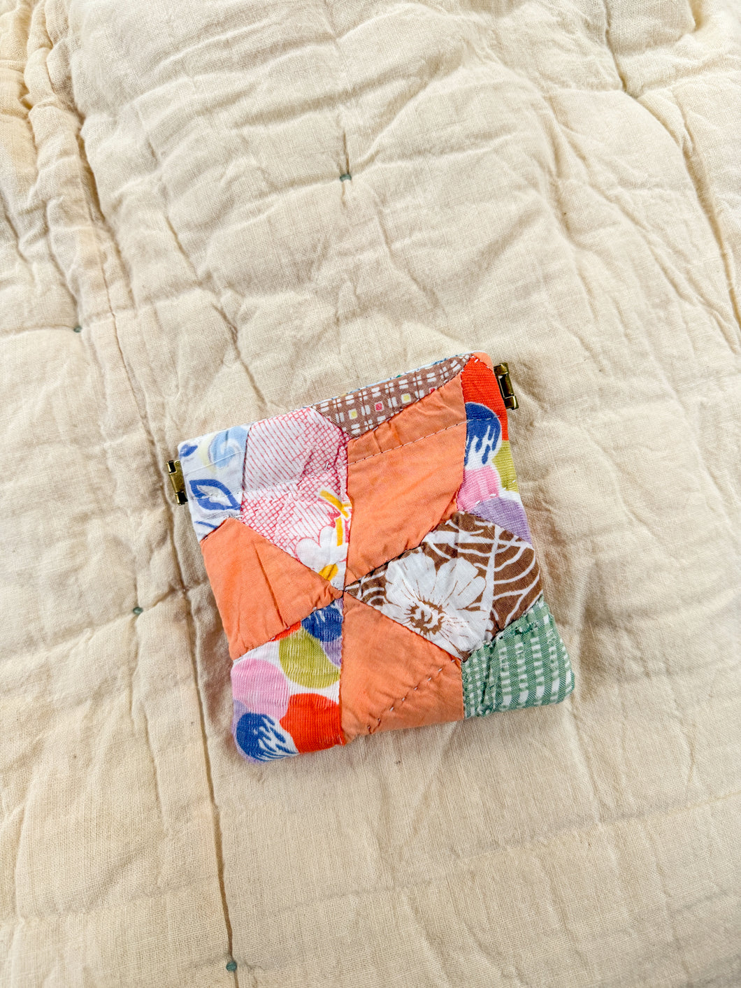 One-of-a-Kind: Tumbling Stars Pinch Pocket