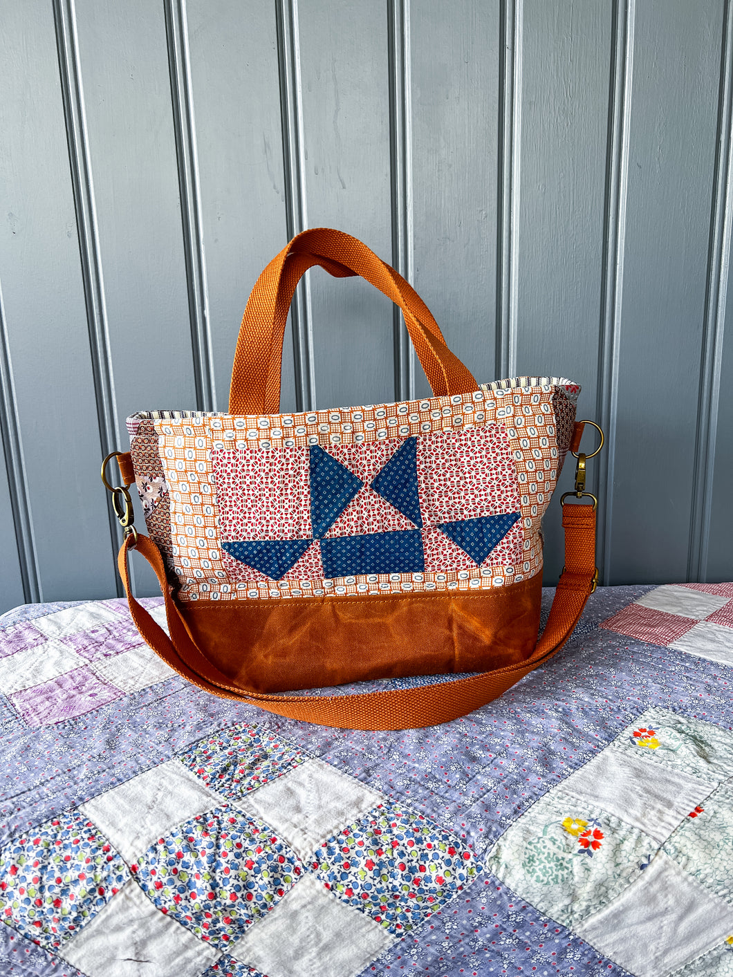 One-of-a-Kind: Aunt Eliza’s Star Project Bag (with detachable strap)