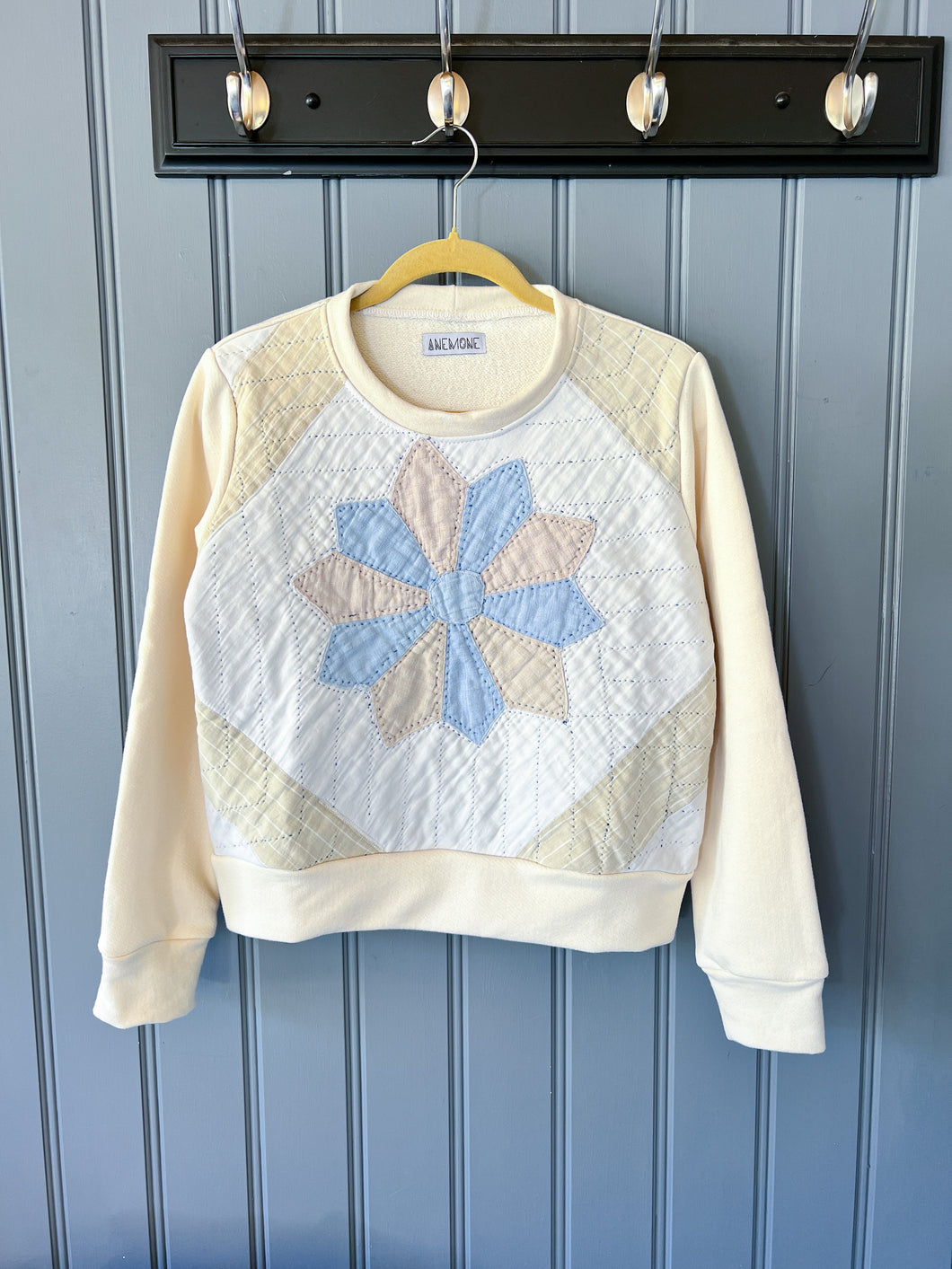 One-of-a-Kind: Dresden Plate French Terry Pullover (M)