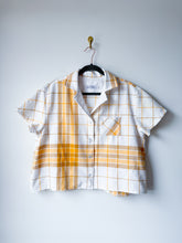 Load image into Gallery viewer, One-of-a-Kind: Vintage Woven Cotton Tablecloth Shaftsbury Shirt (M)
