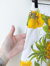 Load image into Gallery viewer, One-of-a-Kind: Vintage Pineapple Tablecloth Easy Pant (S/M)
