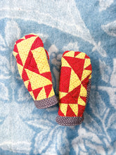 Load image into Gallery viewer, One-of-a-Kind: Union Square Quilt Mittens (L)
