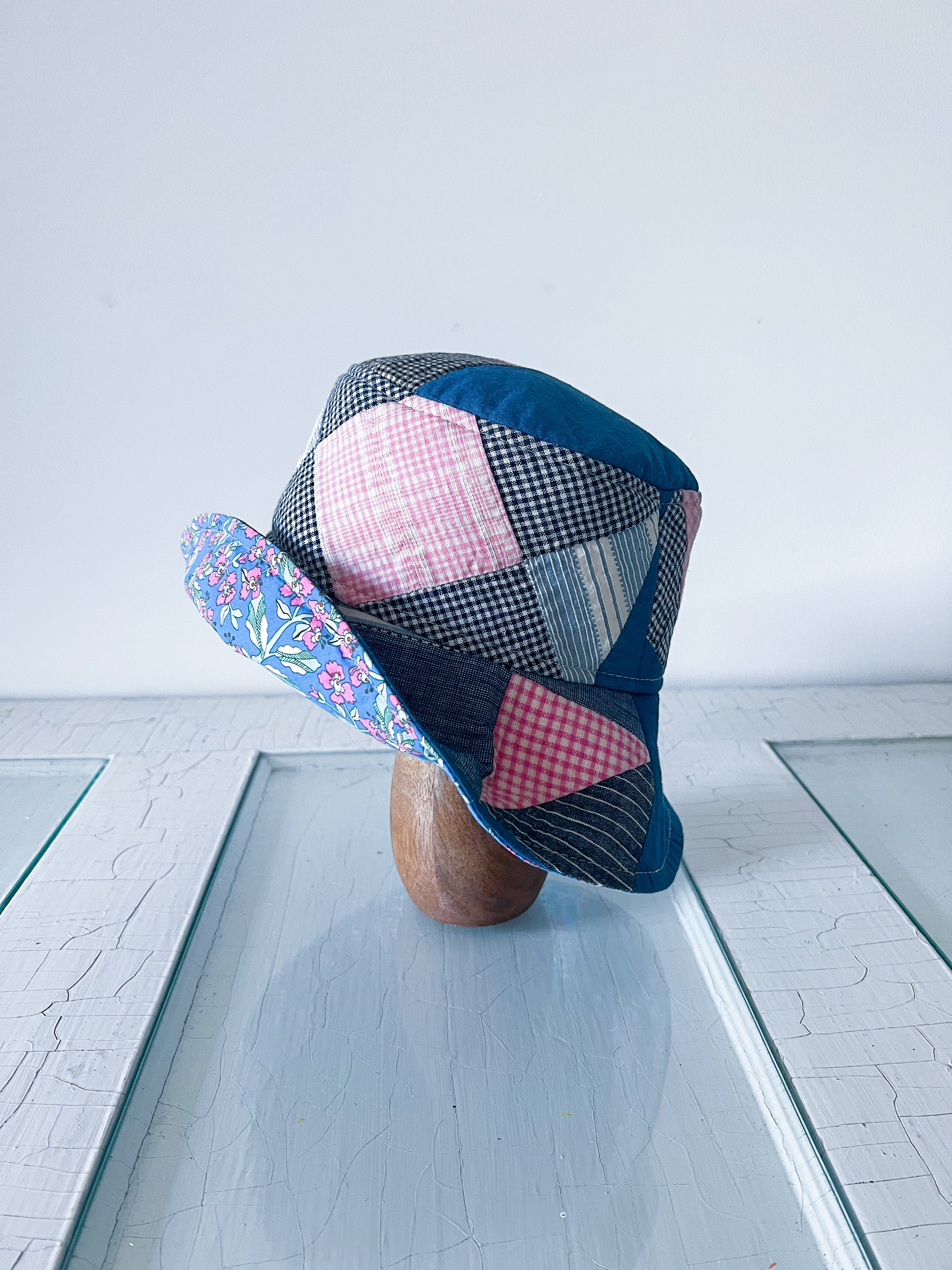 One-of-a-Kind: Shoofly Quilt Top Bucket Hat (Adult S/M  display picture 3