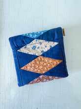 Load image into Gallery viewer, One-of-a-Kind: Diamonds on Point Pinch Pocket
