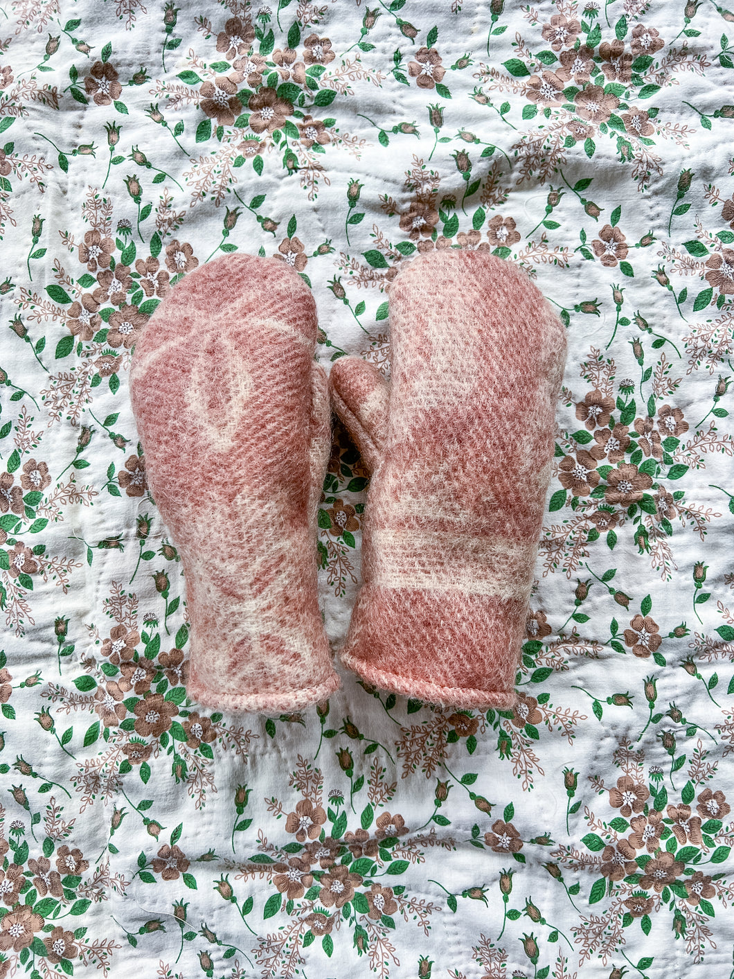 One-of-a-Kind: Orr Health Wool Blanket Mittens #2 (S)