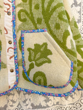 Load image into Gallery viewer, One-of-a-Kind: Pear Green Floral Ukrainian Blanket Flora Jacket (M)
