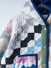 Load image into Gallery viewer, Bow Tie Hooded Flora Jacket (M)
