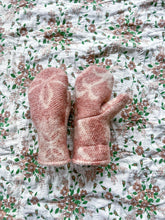 Load image into Gallery viewer, One-of-a-Kind: Orr Health Wool Blanket Mittens #2 (S)
