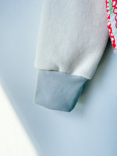 Load image into Gallery viewer, One-of-a-Kind: Four Patch Raglan Pullover (M)
