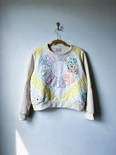 Load image into Gallery viewer, One-of-a-Kind: Dresden Plate French Terry Pullover (L)
