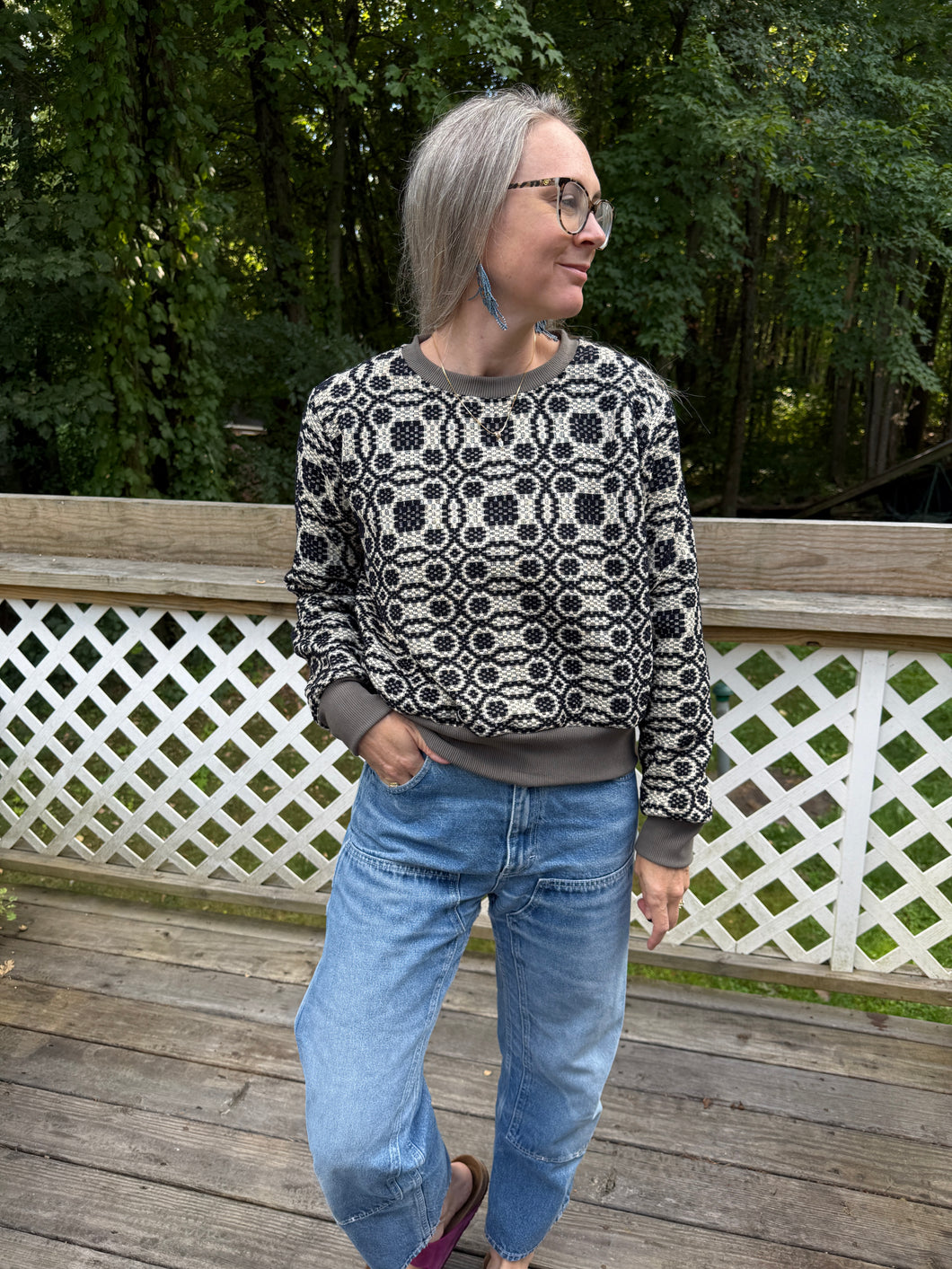 One-of-a-Kind: Black and Cream Coverlet Pullover (L)