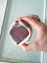 Load image into Gallery viewer, One-of-a-Kind: Lone Star Pinch Pocket
