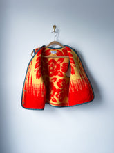 Load image into Gallery viewer, One-of-a-Kind: Tropical Floral Wool Blanket Snap Front Vest (L)
