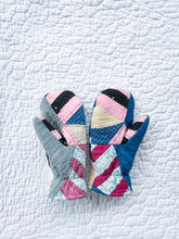 Load image into Gallery viewer, One-of-a-Kind: Rocky Road to Kansas Quilt Mittens (M)
