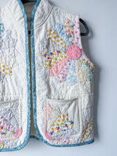 Load image into Gallery viewer, One-of-a-Kind: Dresden Plate Quilt Vest (XS-M)
