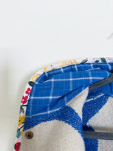 Load image into Gallery viewer, One-of-a-Kind: Blue Seashell Ukrainian Blanket Hooded Flora Jacket (L)
