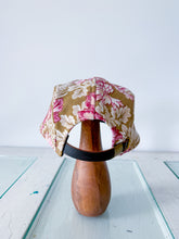 Load image into Gallery viewer, One-of-a-Kind: April Cornell Vintage Tablecloth 5 Panel Hat
