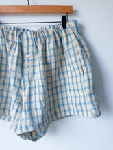 Load image into Gallery viewer, One-of-a-Kind: Linen Easy Short L/XL
