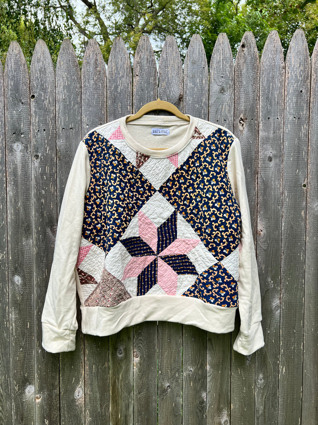One-of-a-Kind: LeMoyne Star French Terry Pullover (XL)