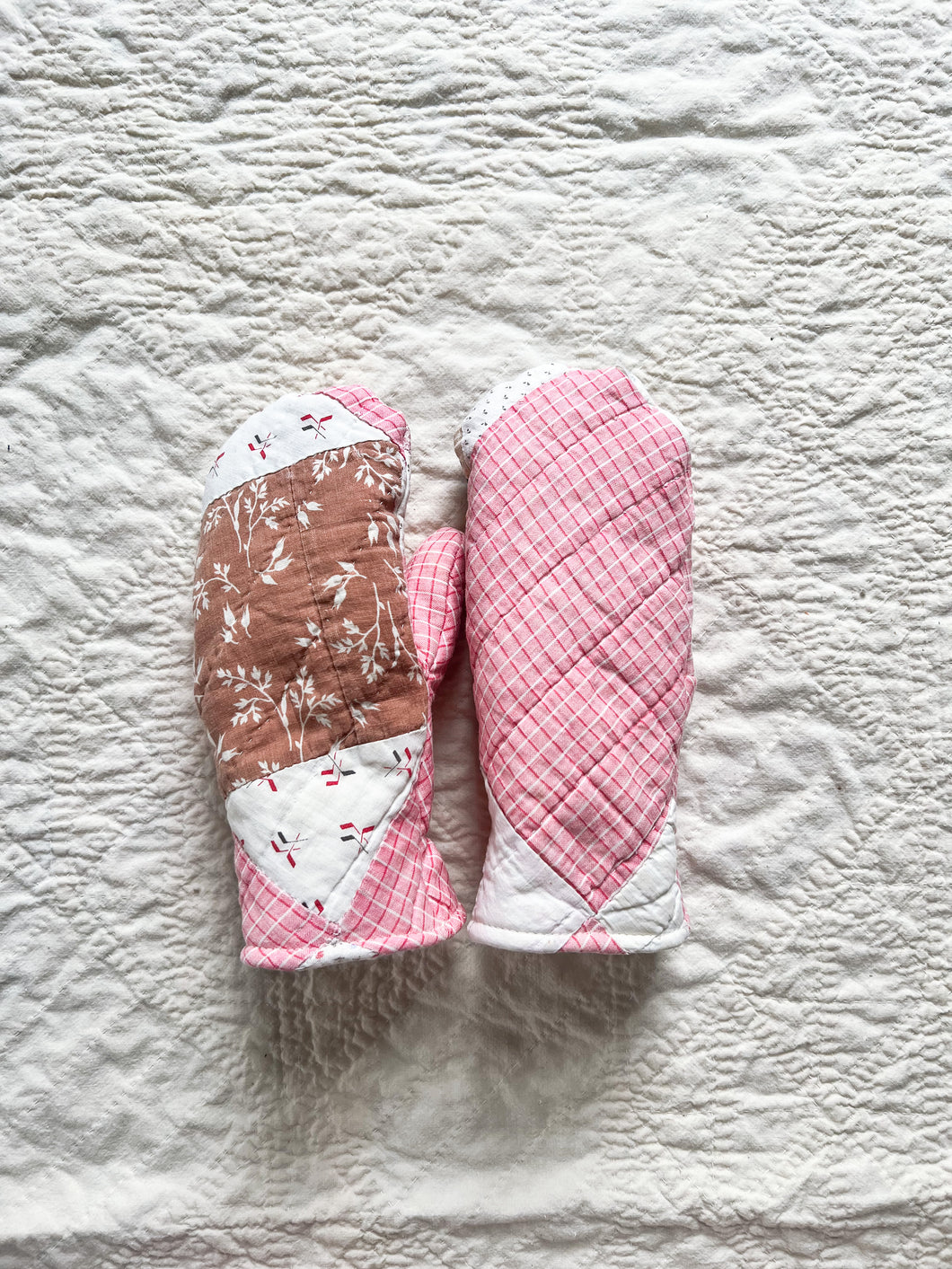 One-of-a-Kind: Economy Block Quilt Mittens (S)