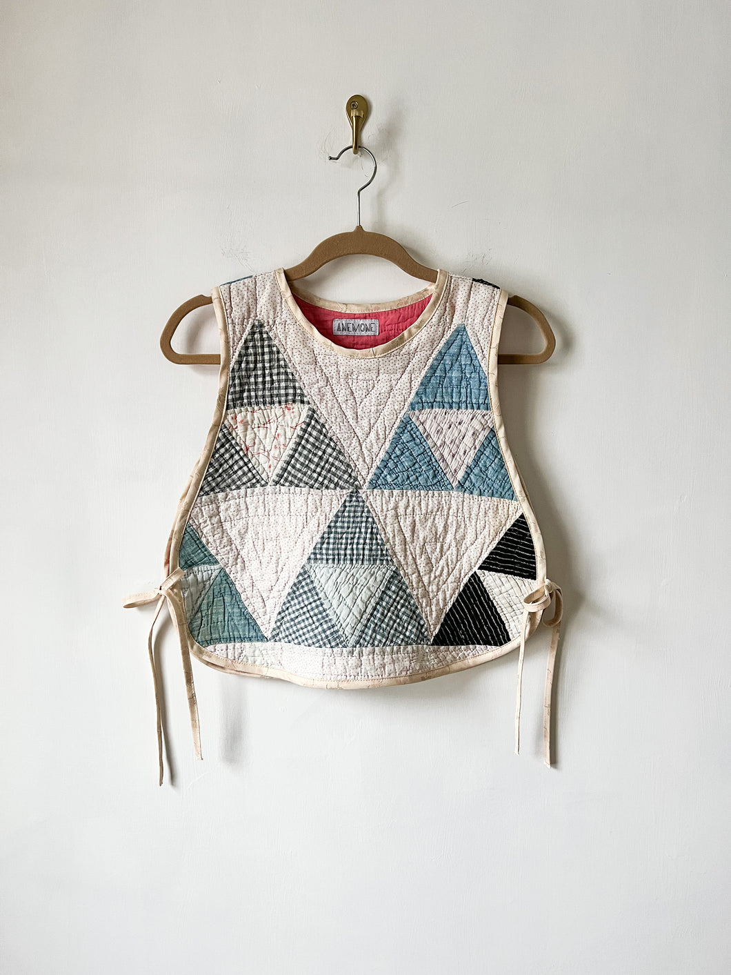One-of-a-Kind: Triangle Peaks Side Tie Vest